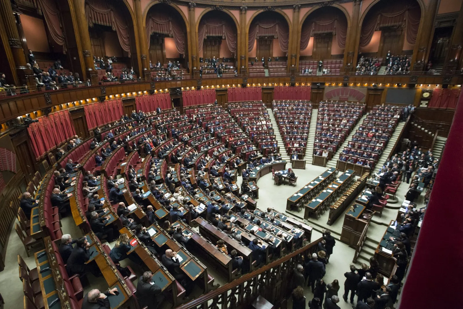 Institutions and public policy
